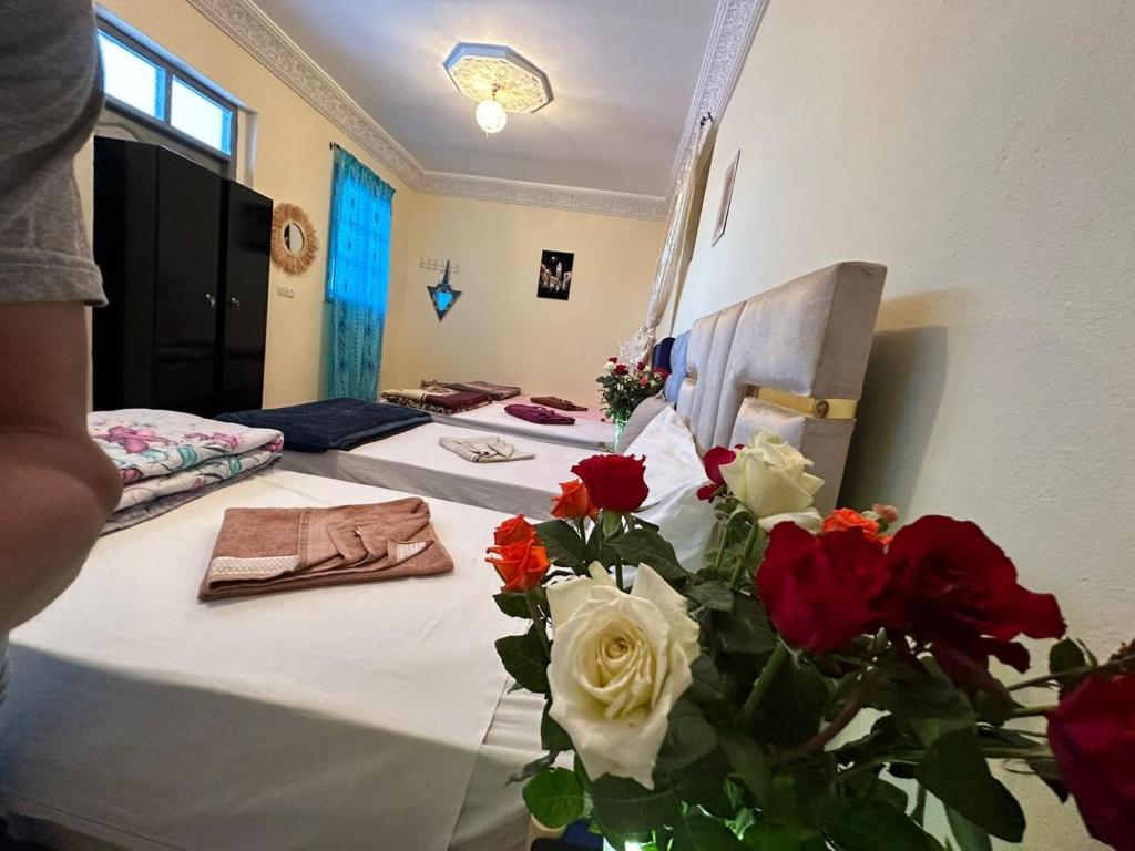 Postel nebo postele na pokoji v ubytování Red Vibes Hostel Marrakech