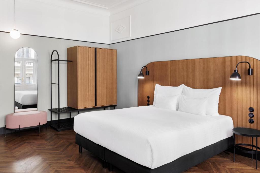 Hotel Astoria Vienna, Curio Collection by Hilton - Resim 37