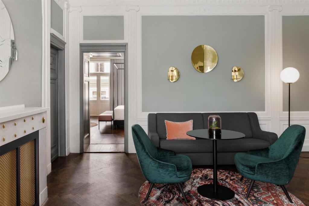 Hotel Astoria Vienna, Curio Collection by Hilton - Resim 44