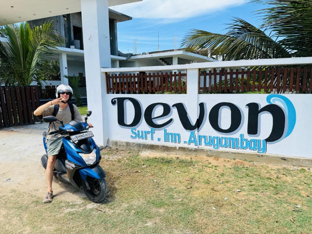 Hosté ubytování Devon Surf Inn Arugambay