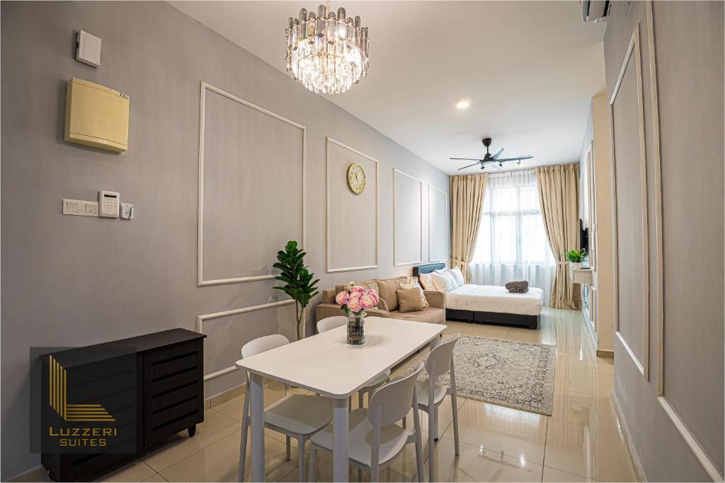 Legasi Kampung Baru Guesthouse - Studio De Luxe