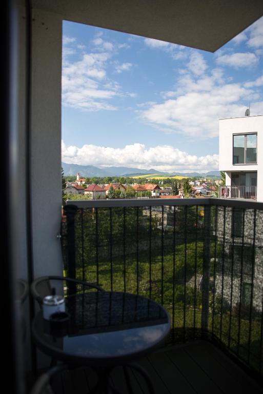 Balkón nebo terasa v ubytování New Cosy Apartment, close to TATRALANDIA and JASNA, parking