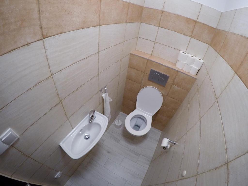 Koupelna v ubytování Apartmány ROSE Lednice