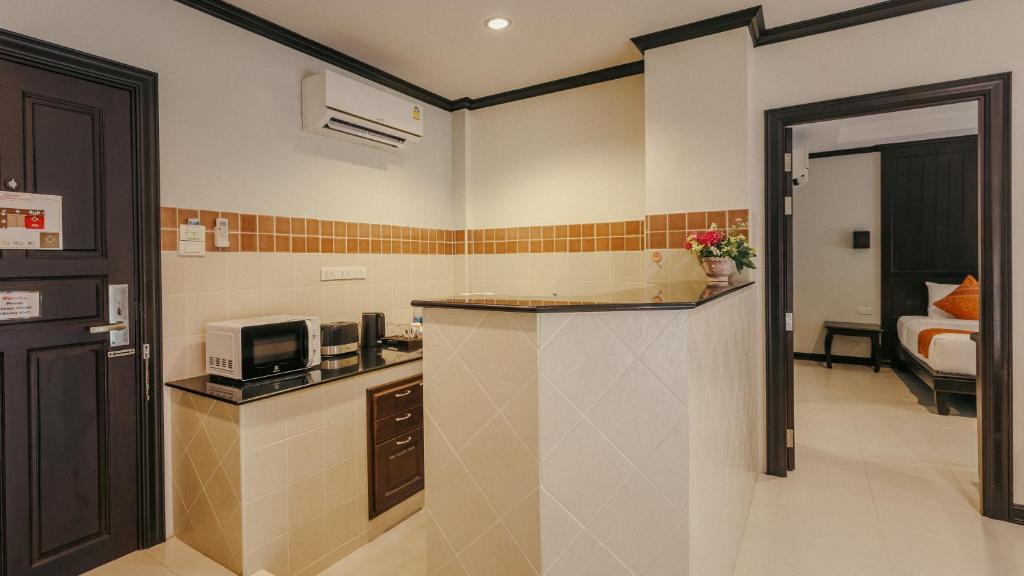 Am Samui Palace - 19