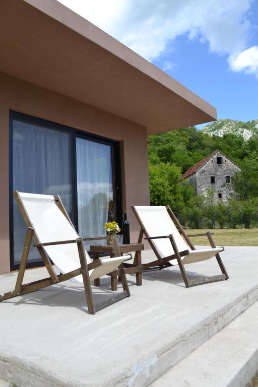 Fotografie z fotogalerie ubytování Hidden Valley Cabin v destinaci Risan