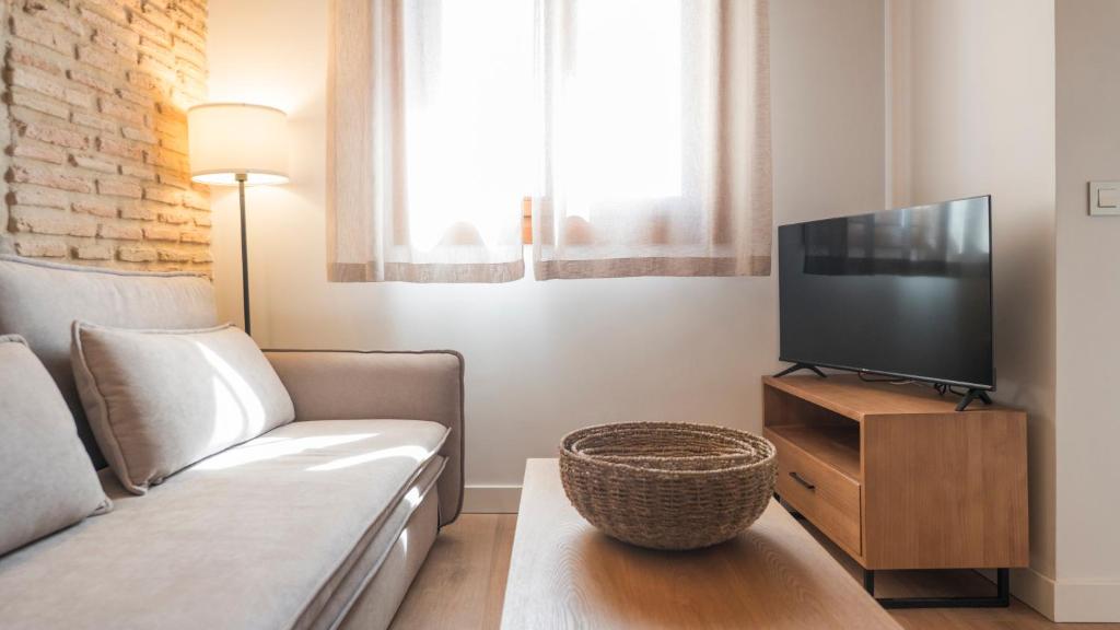 Cárcel del Vicario by Toledo AP - 9