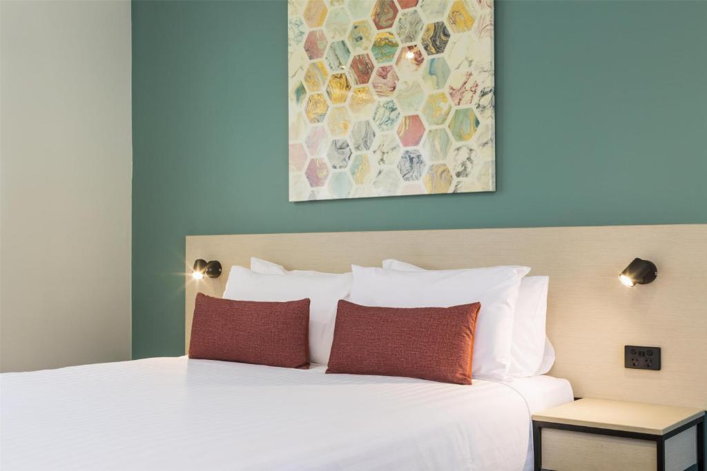 Nightcap At Balaclava Hotel - Resim 18