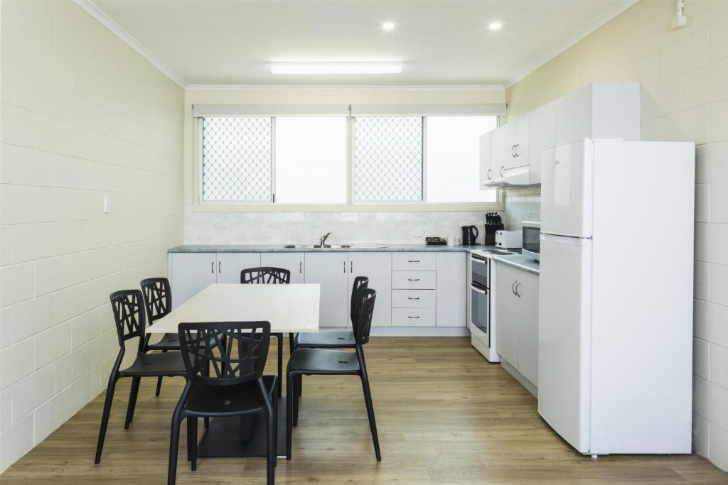 Nightcap at Edge Hill Tavern - Resim 23