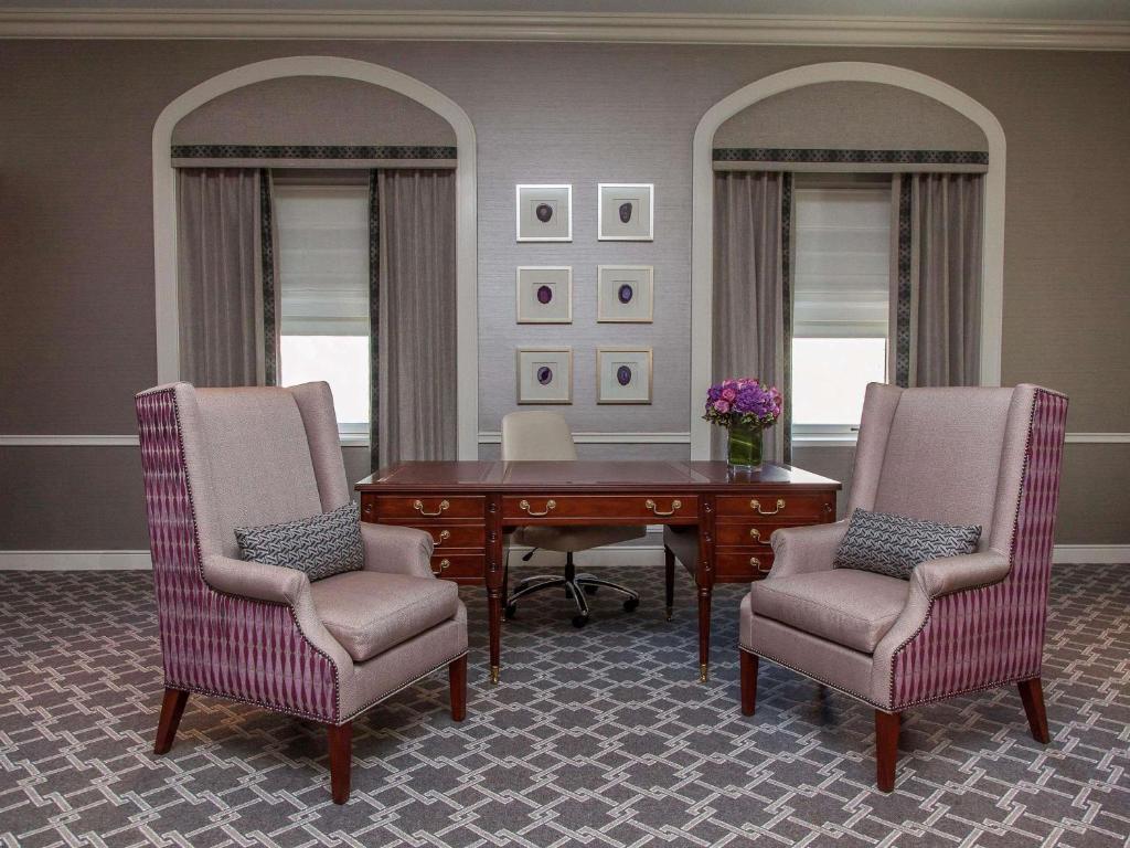 Posezení v ubytování Fairmont Olympic Hotel