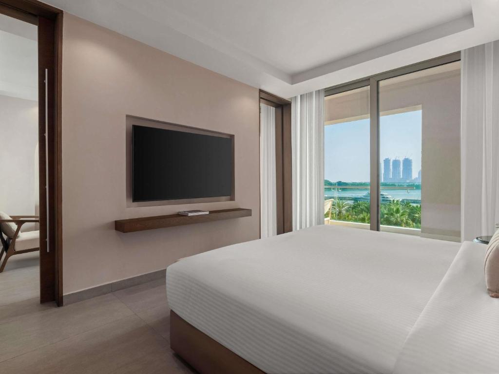 TV&#47;Unterhaltungsangebot in der Unterkunft Rixos The Palm Hotel &amp; Suites - Ultra All Inclusive