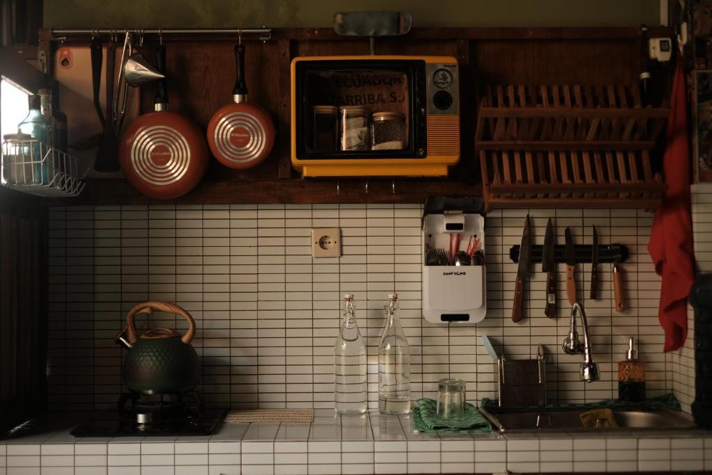 A cozinha ou kitchenette de Abrakadabra Manshon