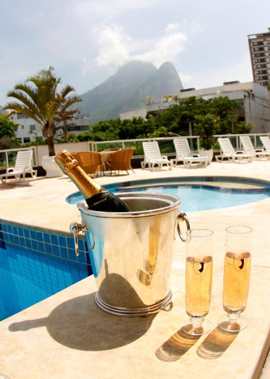 Royalty Barra Hotel