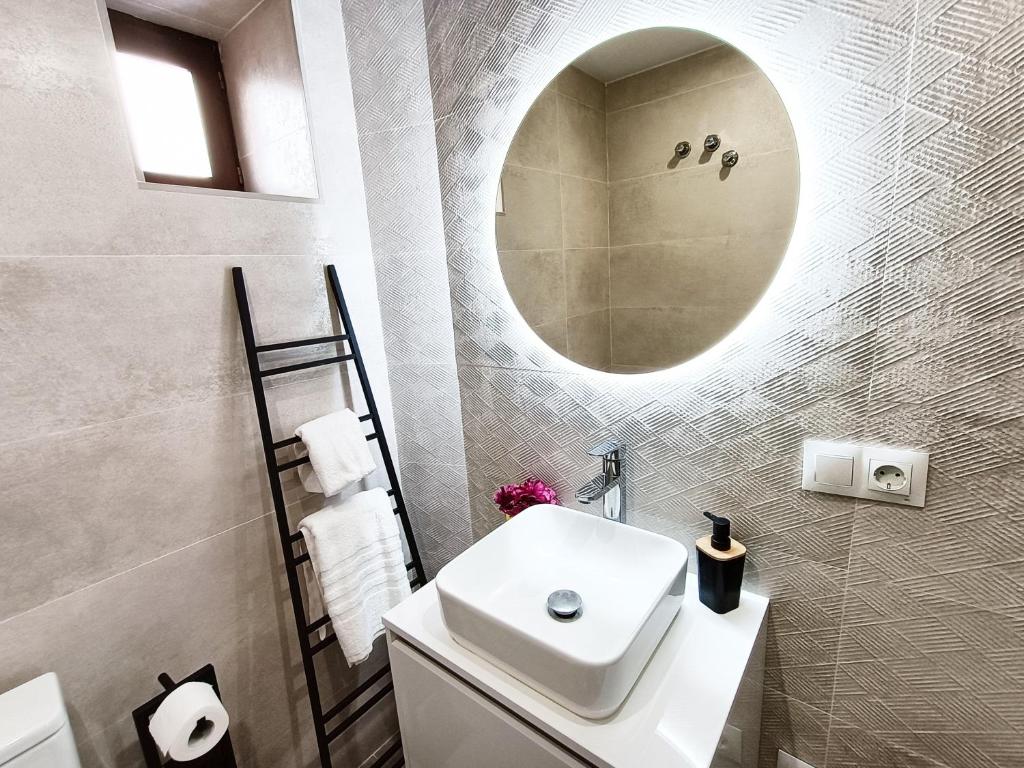 Kúpeľňa v ubytovaní Casa yamur bajo la Alhambra Albaycin