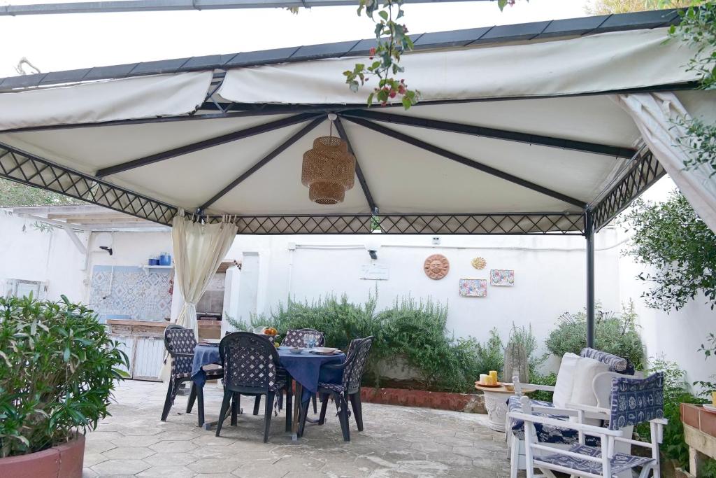 A patio or other outdoor area at Depandance in Villa Gisella