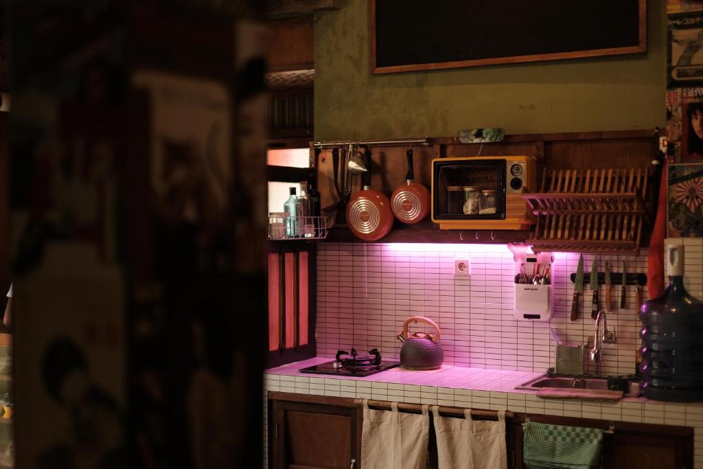A cozinha ou kitchenette de Abrakadabra Manshon