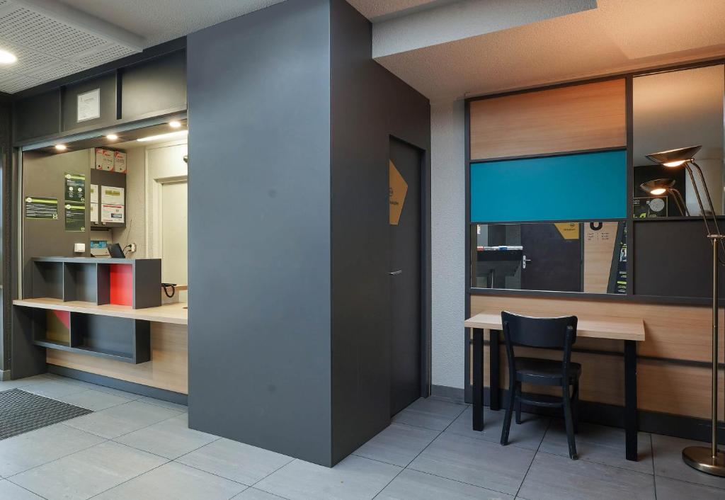 B&B HOTEL Aix-en-Provence Pont de l'Arc - Resim 22