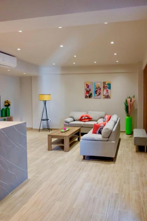 Pop Art Apartment creative stay Piraeus Port Area