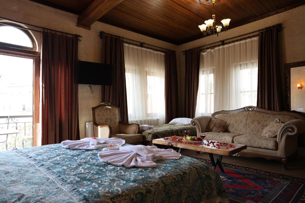 Postel nebo postele na pokoji v ubytování Bella Vista Stone House