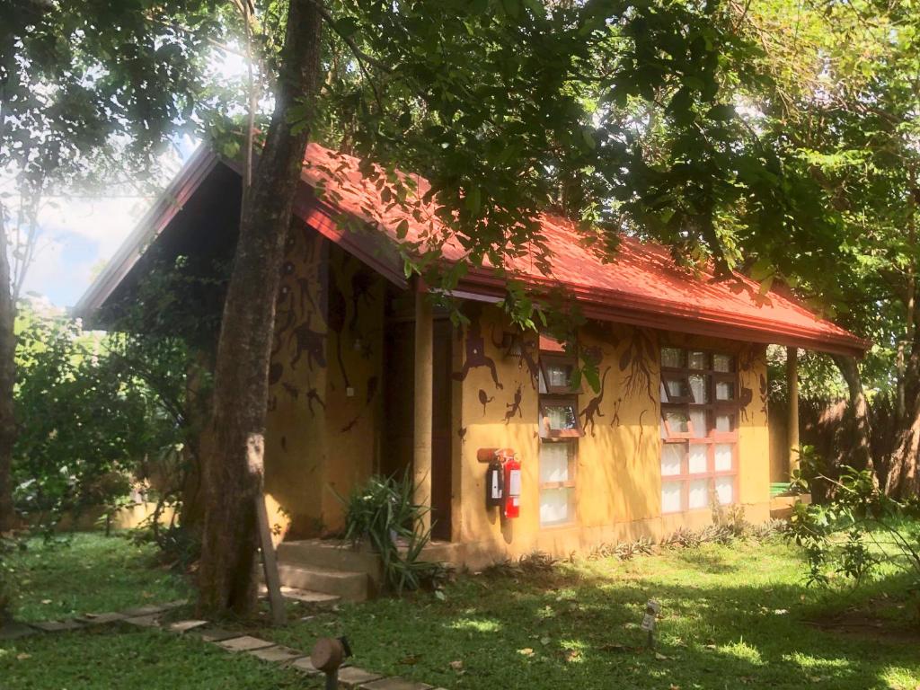 Sat Nam Village Hotel - 10