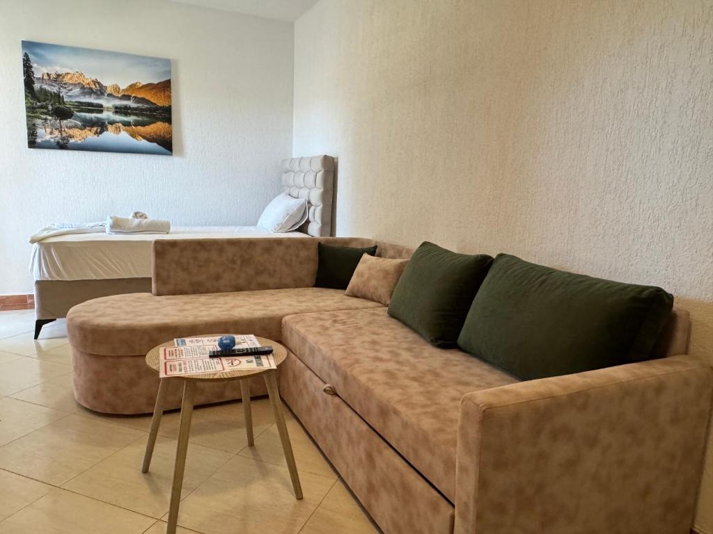 Prostor za sedenje u objektu Apartmani Hadžić