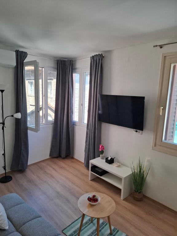 Cozy Apartment in Pula Old Town