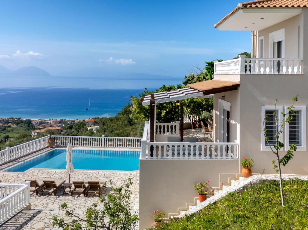 Bazén v ubytování Dream Villa with Seaviews nebo v jeho okolí
