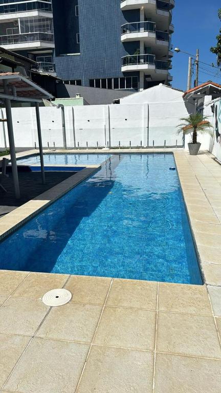 A piscina localizada em Pousada e Hostel Arauna ou nos arredores
