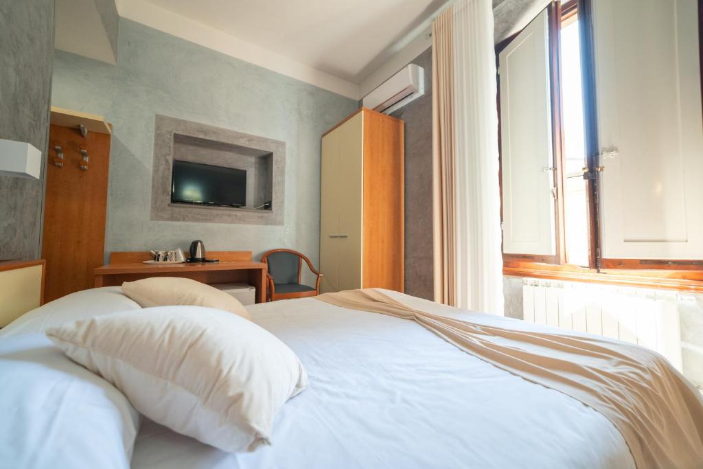 Hotel Angelica Firenze - Resim 35