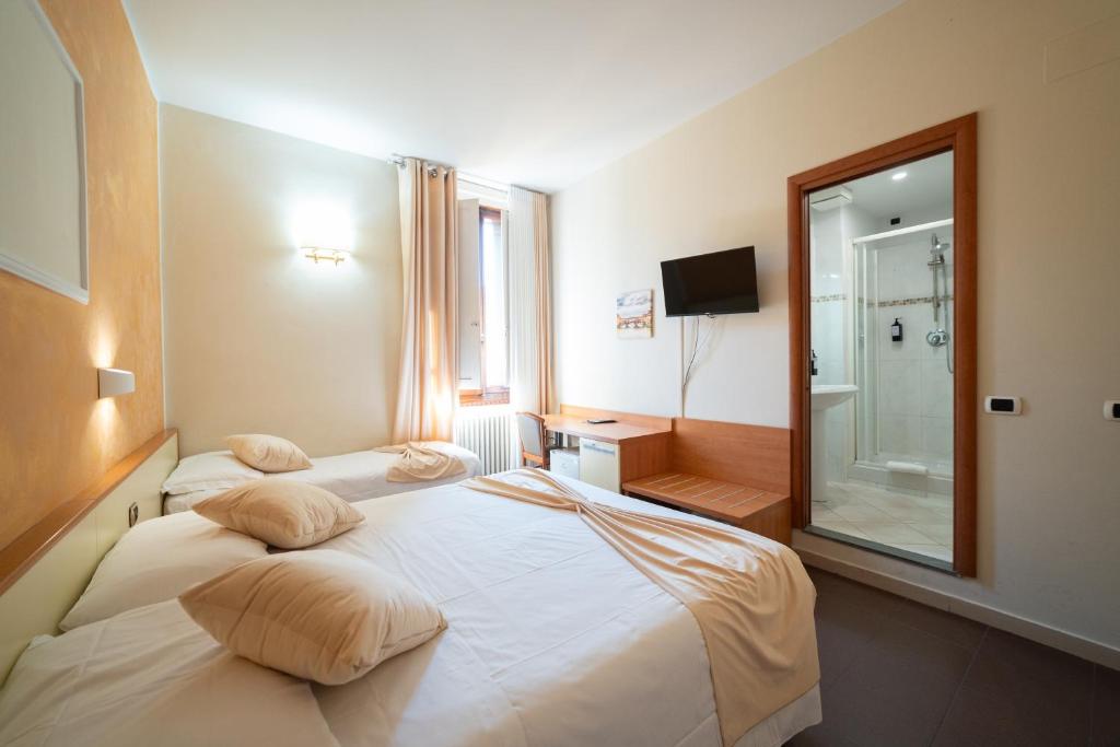 Hotel Angelica Firenze - Resim 14