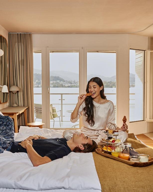 Hosté ubytování HERMITAGE Lake Lucerne - Beach Club & Lifestyle Hotel