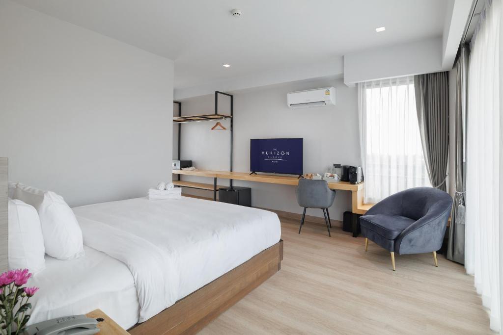 The Horizon Groove Hotel - Deluxe Double Room