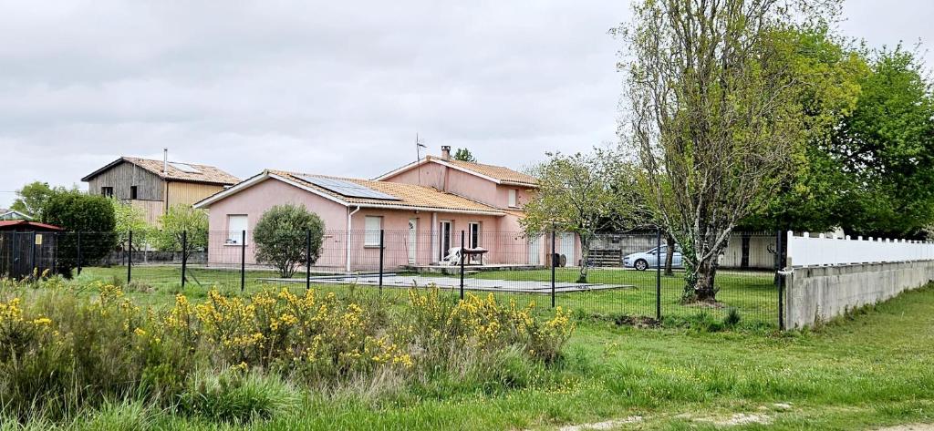 Photo de la galerie de l'établissement La maison des lutins, à Lanton