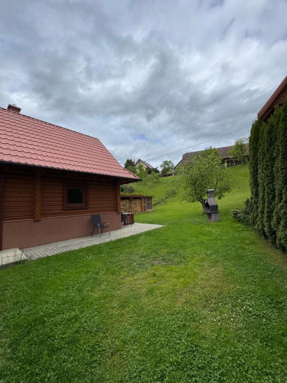 Vonkajšia záhrada v ubytovaní Drevenica Silvia
