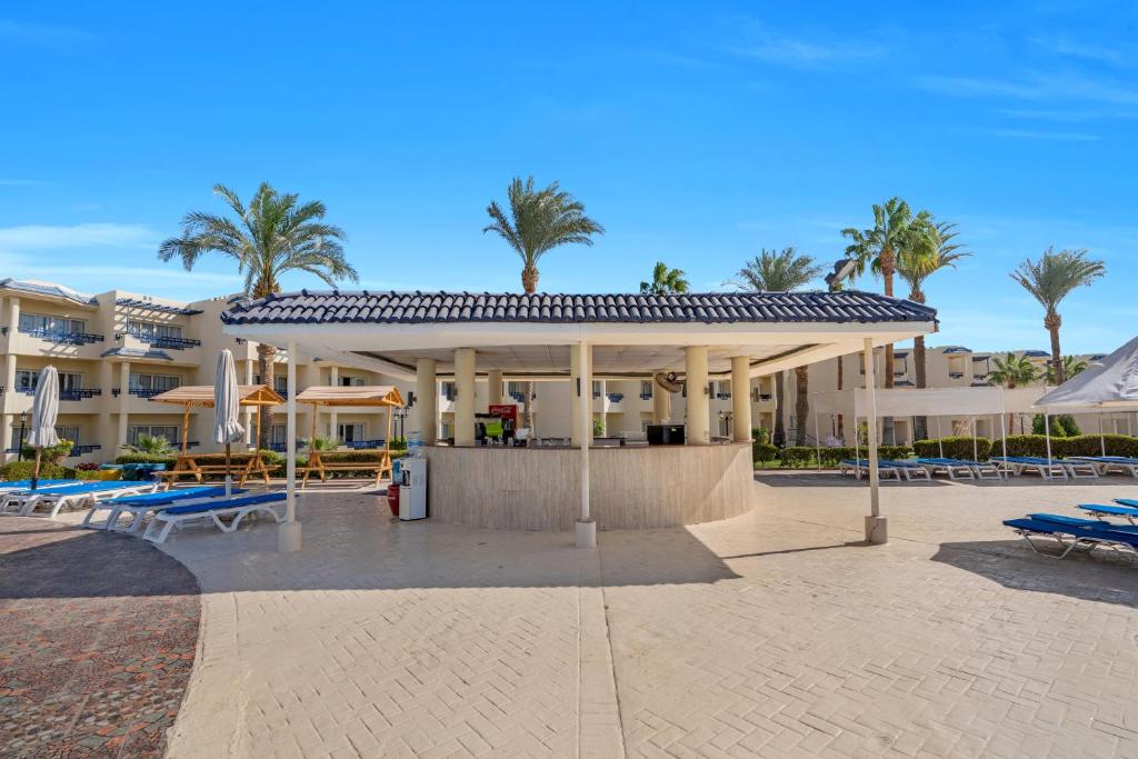 Bazén v ubytování Grand Oasis Resort nebo v jeho okolí