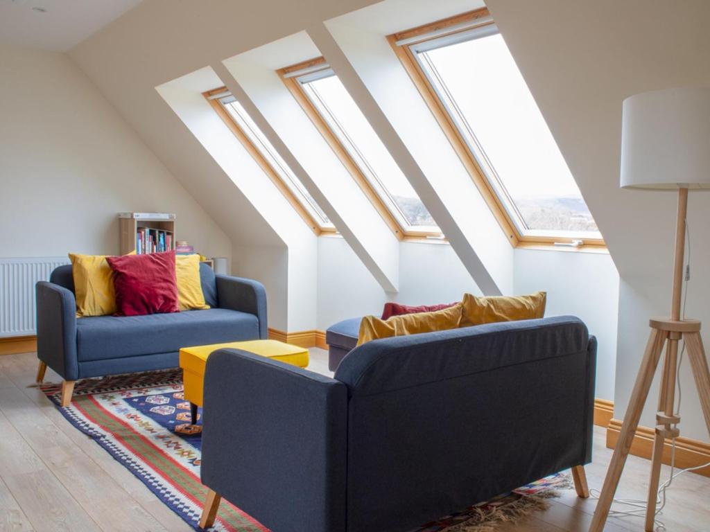 Posezení v ubytování Chalet Solace by Interhome