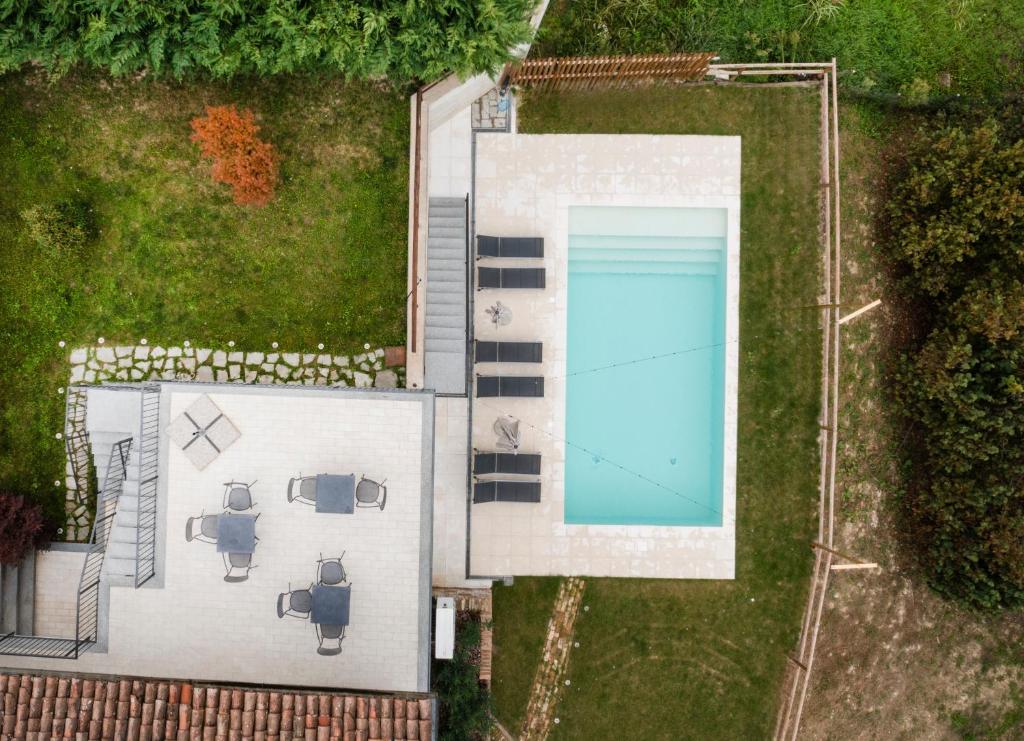 Bazén v ubytování Locanda Stardé nebo v jeho okolí