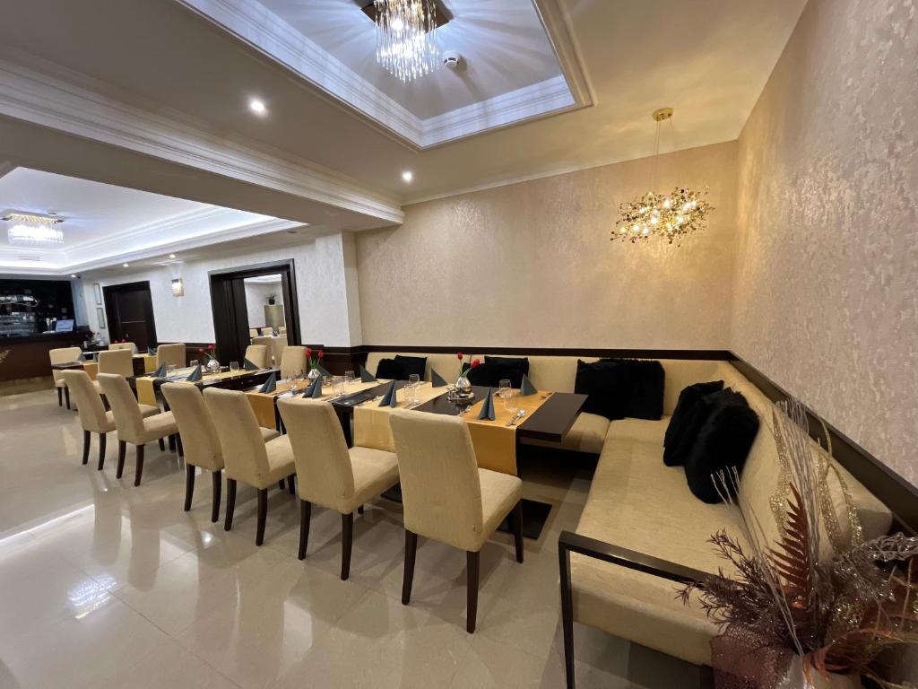 Posedenie v ubytovaní Hotel Aurum