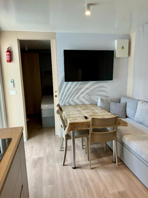 Posedenie v ubytovaní Kamp Slanik Mobile Homes