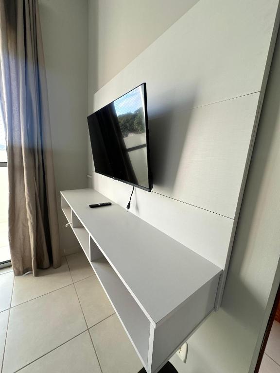 TV a/nebo společenská místnost v ubytování Apartamento em Penha próximo Beto Carrero e Praia