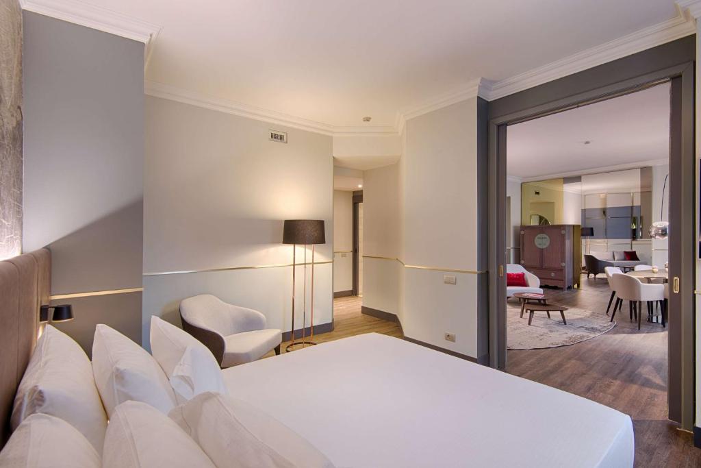 NH Collection Porta Nuova - Resim 39