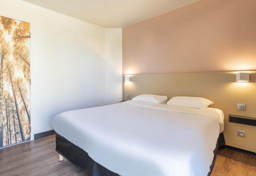 B&B HOTEL Marseille Centre La Timone - Resim 31