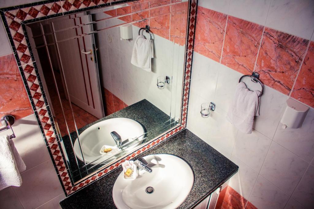 Koupelna v ubytování Limanaki Apartments