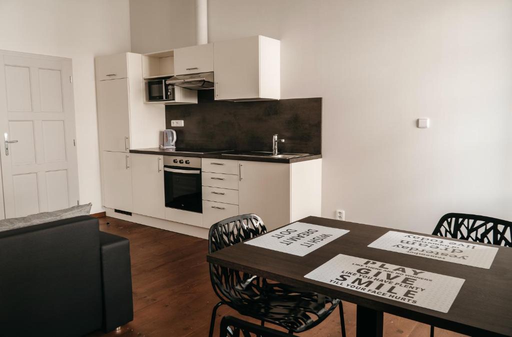 Köök või kööginurk majutusasutuses Apartmány 511