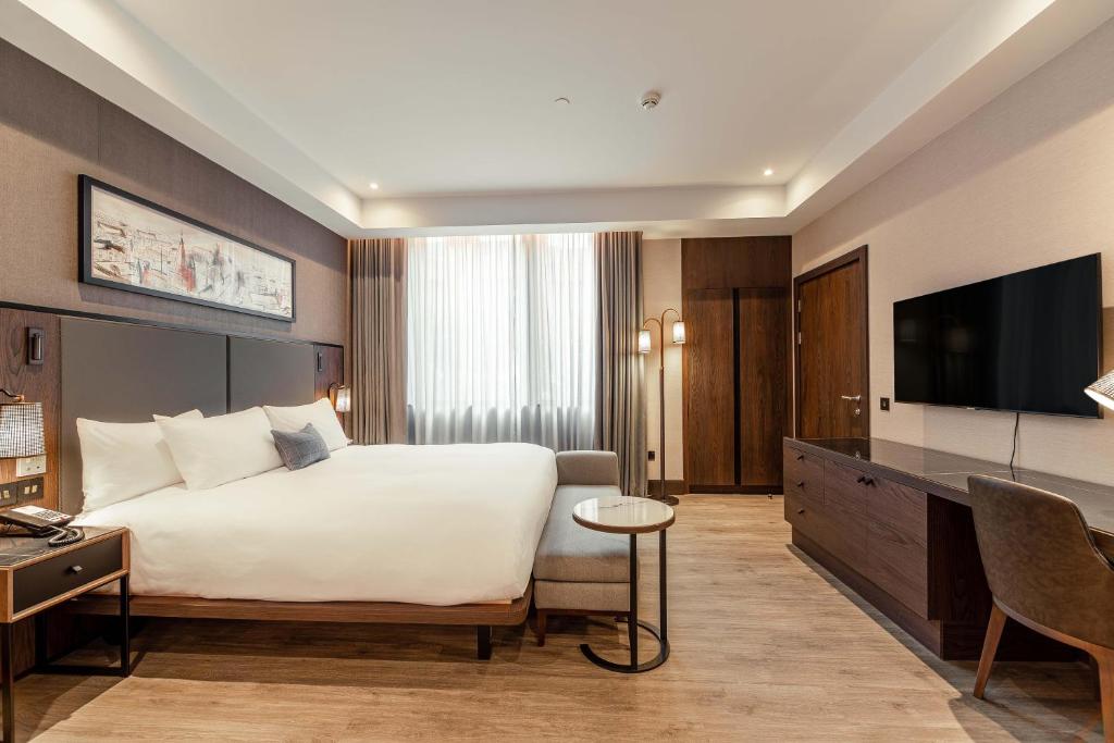 Een TV en/of entertainmentcenter bij The Fellows House Cambridge, Curio Collection By Hilton
