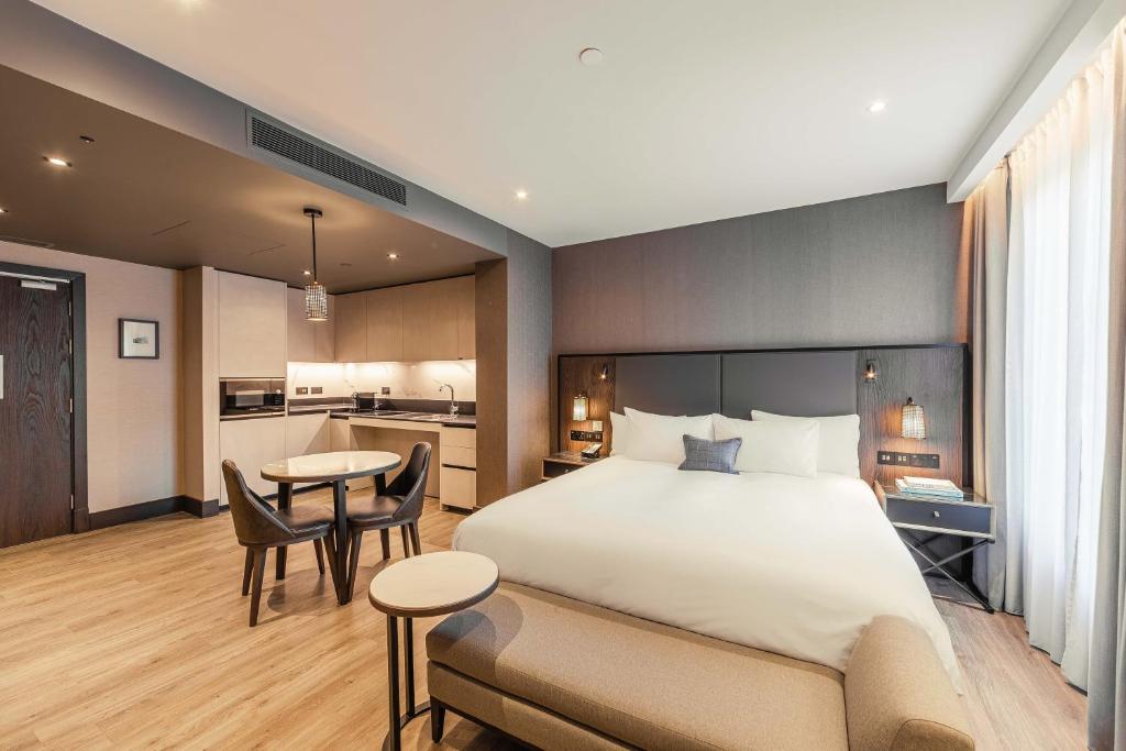 The Fellows House Cambridge, Curio Collection By Hilton - Resim 10