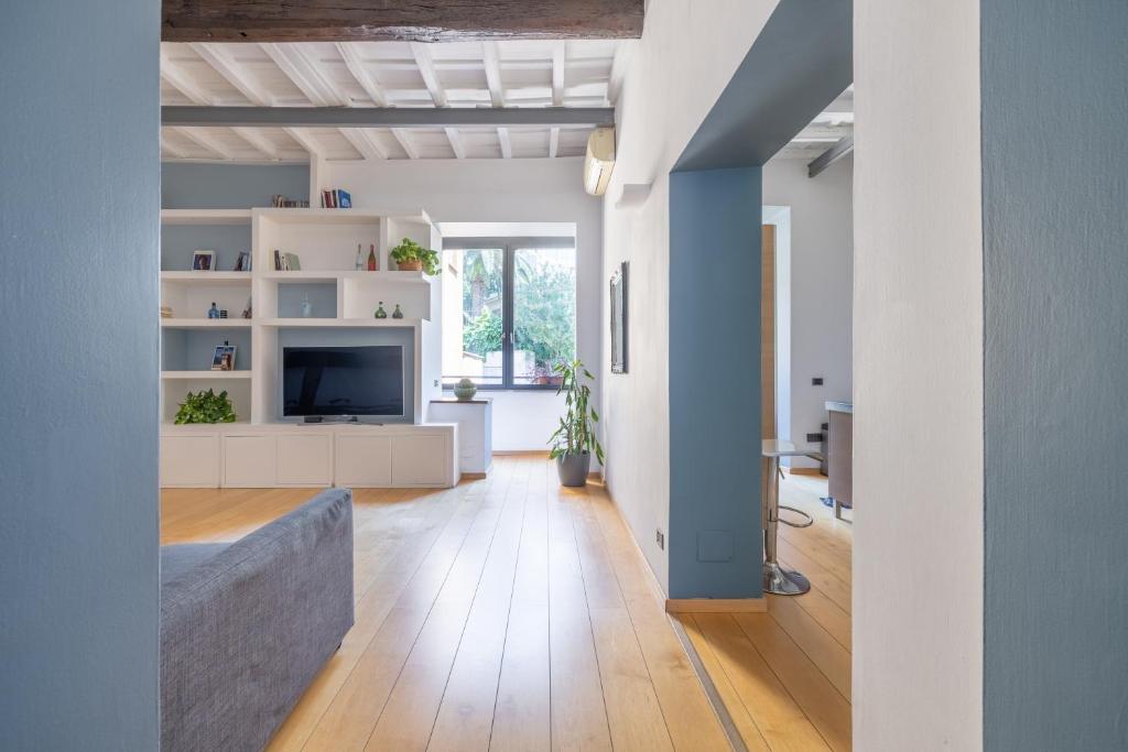 Boschetto Apt - Homkeey Apartments
