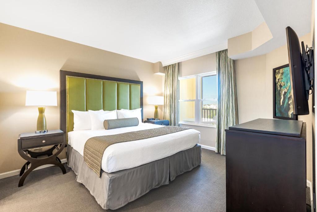Vacation Village at Parkway - 