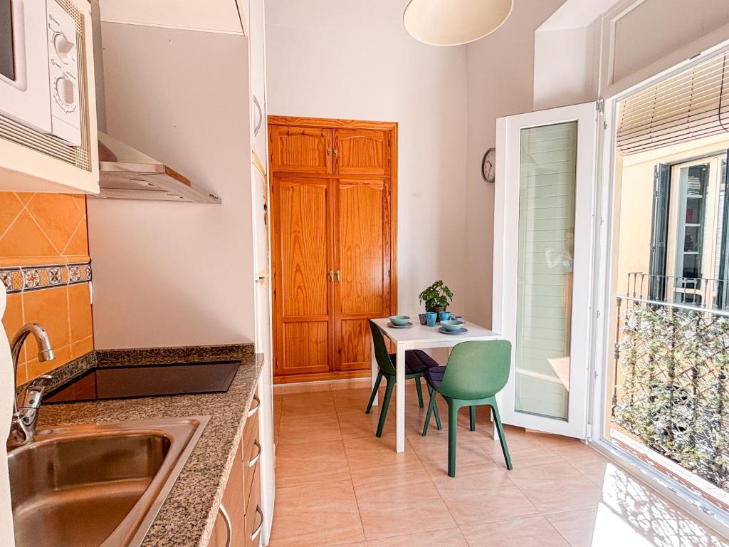 Plz de la Merced Apartamentos Solera - 7