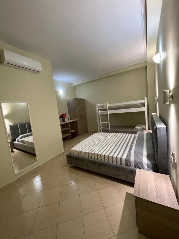 Harmonia Guest House - Camera Familiare