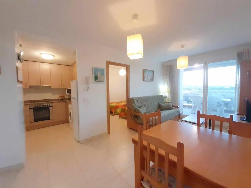 Kuchyň nebo kuchyňský kout v ubytování Ayf colomeras espacioso playa morro de gos
